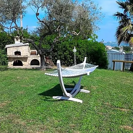 Alojamento de Turismo Selvagem La Stalla Cepagatti